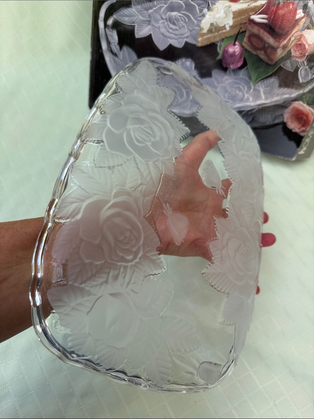 Vintage glass sandwich tray - Picture 3 of 8